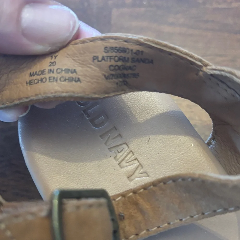 Old Navy Kids Beige Platform Sandals with Cutout Design
